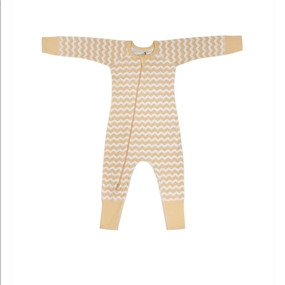 BRAND NEW Beecotton Chevron Two Way Zip Romper - Picture 2 of 6